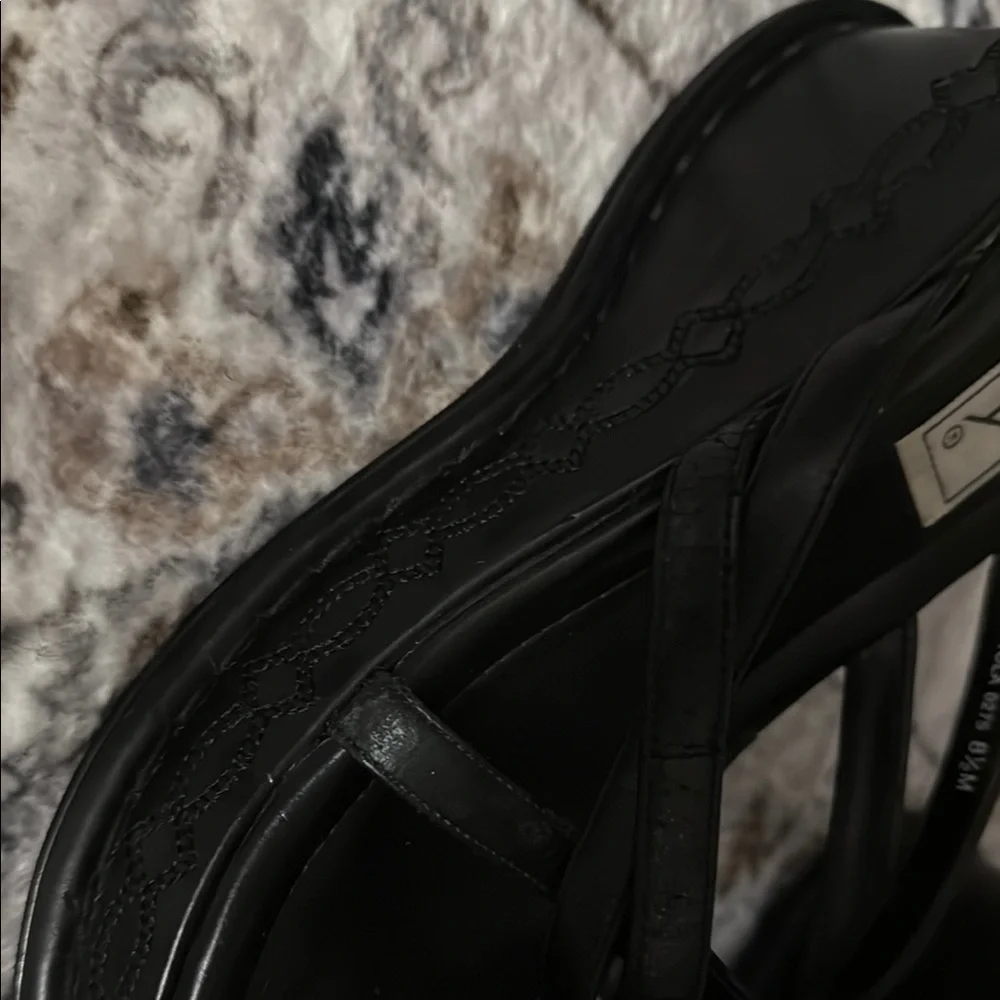 MIA Black Strappy Sandals Sleek Minimalist Design - Picture 3 of 4